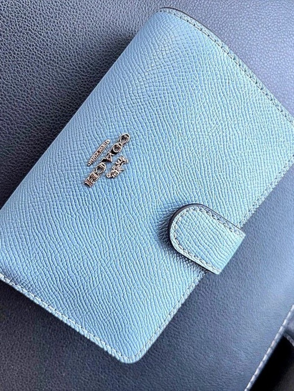 Coach Medium Corner Zip Wallet Blue